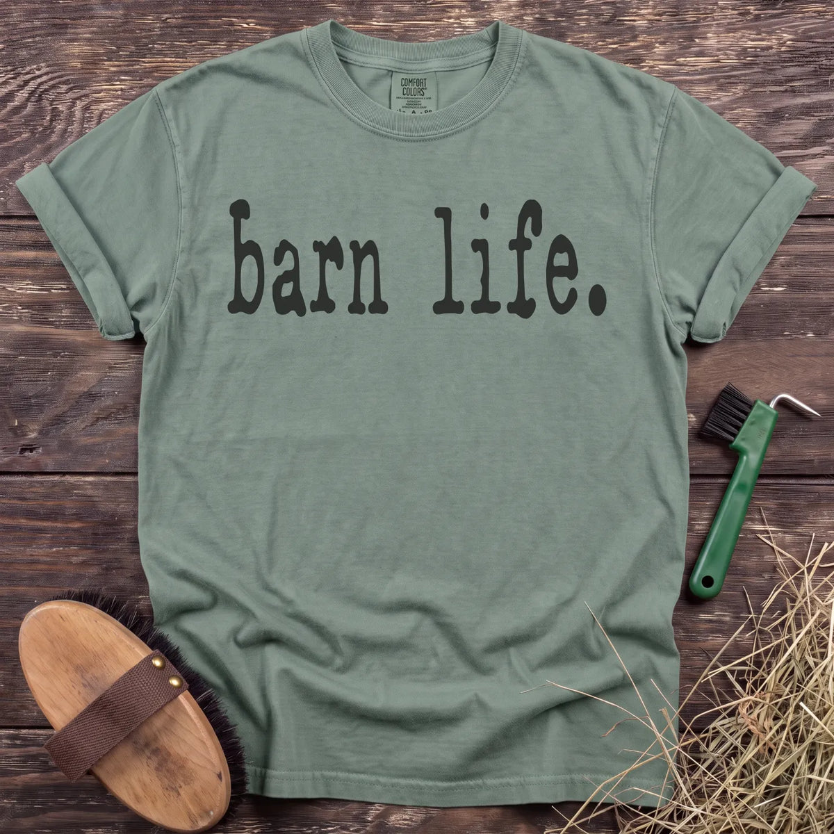 Barn Life graphic T-shirt in Bay [color: Bay]
