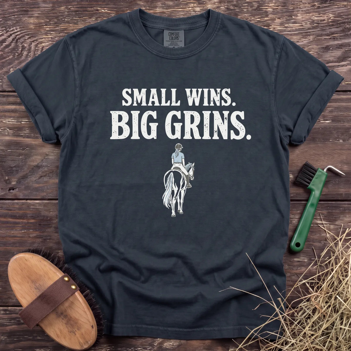 Big Grins T-Shirt in Graphite [color: Graphite]