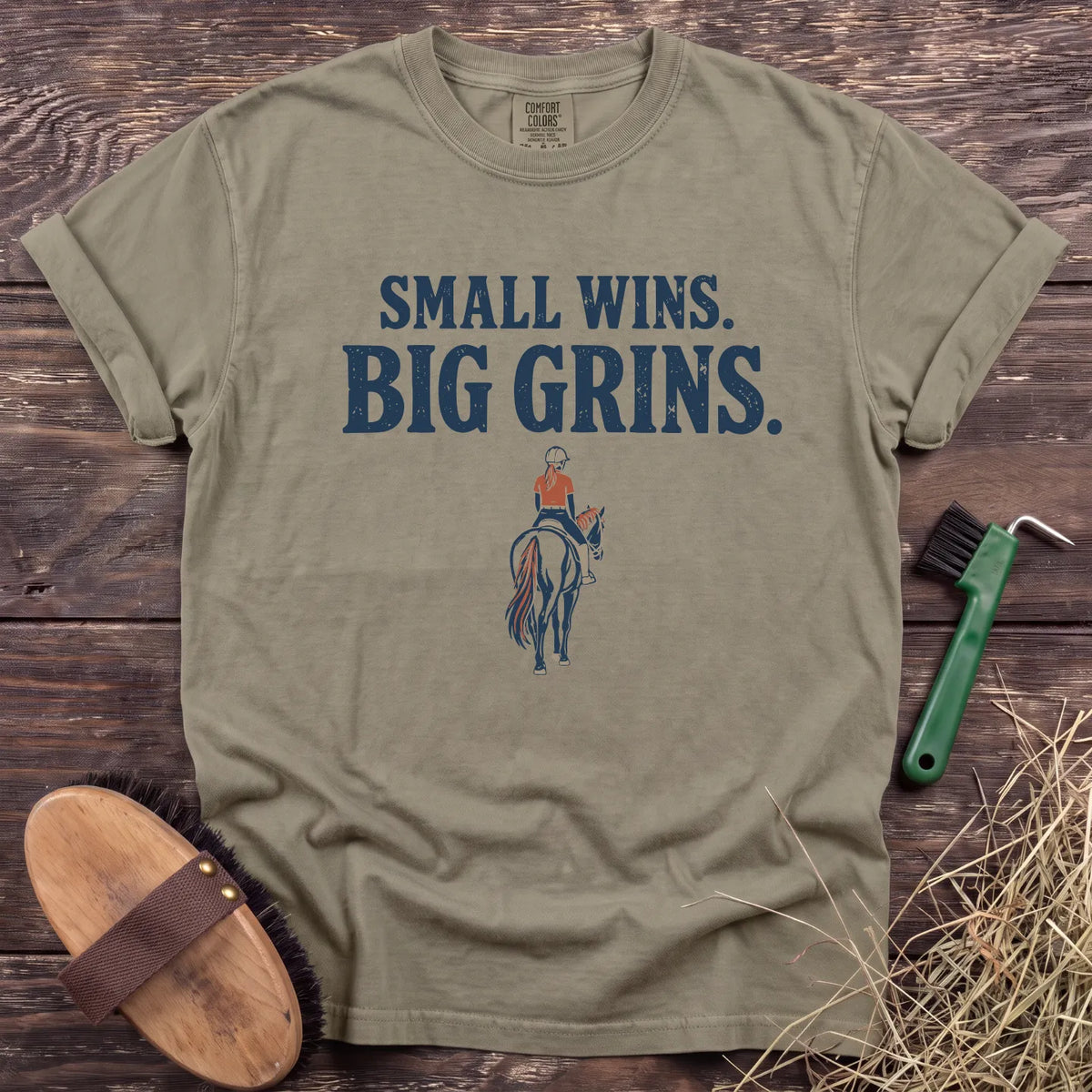 Big Grins T-Shirt in Sandstone [color: Sandstone]