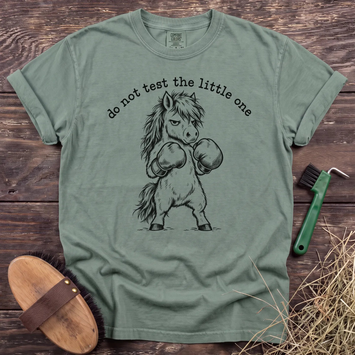 Do not test the little one pony with boxing gloves T-shirt in Bay [color: Bay]