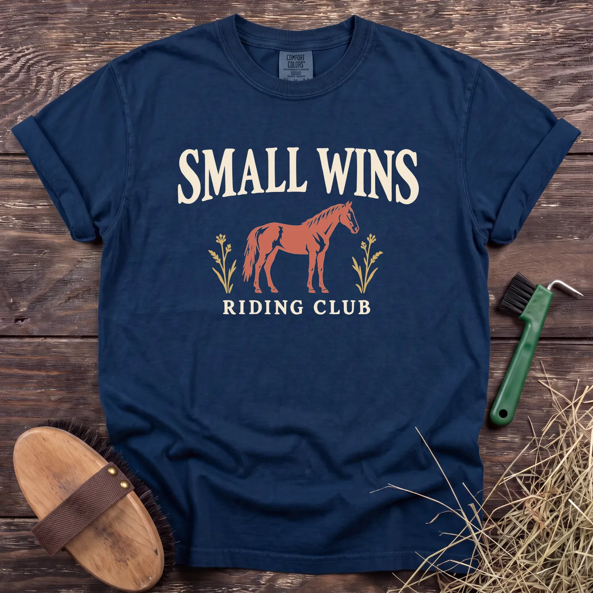 Small Wins Club T-Shirt in Navy [color: Navy]